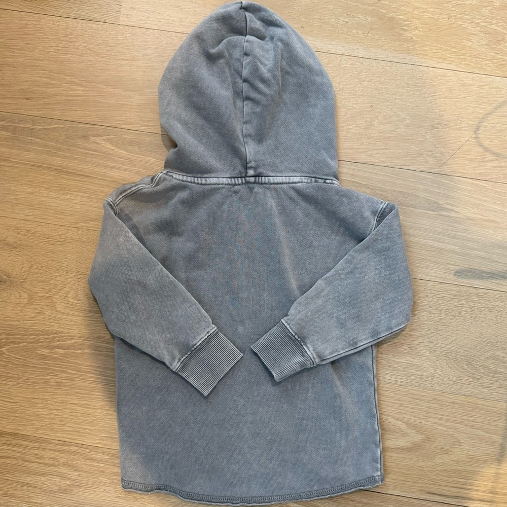 Lightweight Hoodie Sweatshirt - 2 years - Picture 5 of 5